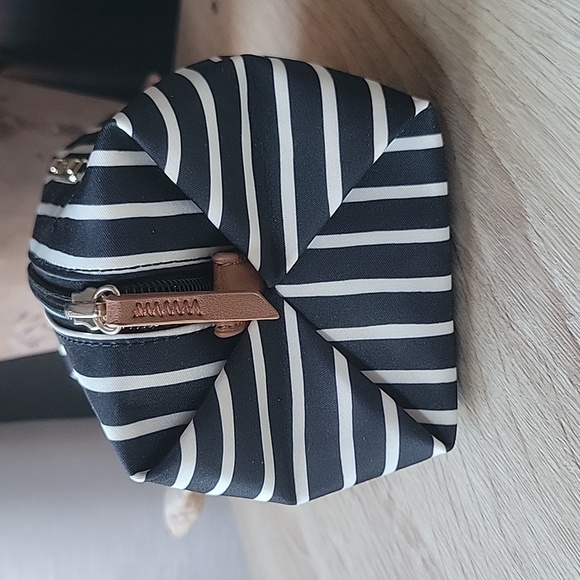 Stella & Dot Small Makeup Pouch - Picture 2 of 6